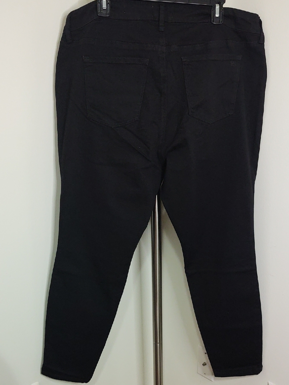 Jessica Simpson Kiss Me Super Skinny Jeans - 20W - Picture 5 of 6